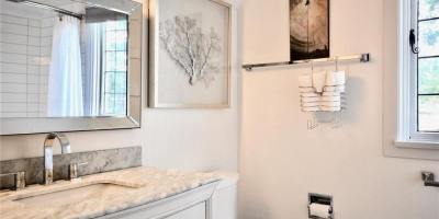 1682-beach-drive-bathroom-1-upper