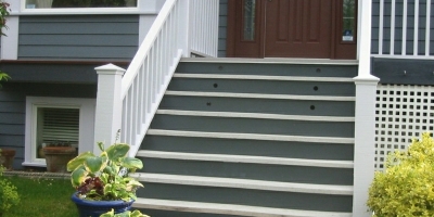 u2-regina-steps-after